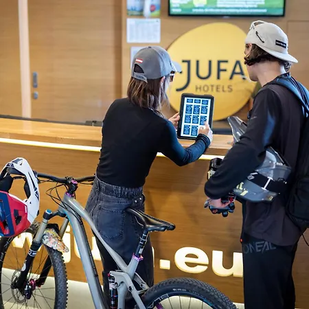 Ξενοδοχείο Jufa