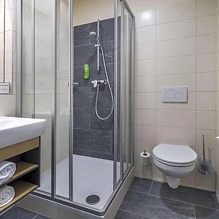 Jufa Hotel 3*