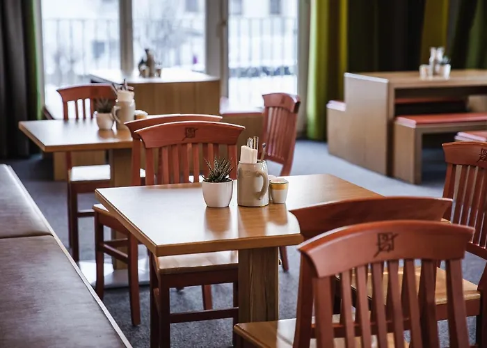 酒店 斯拉德明优法酒店